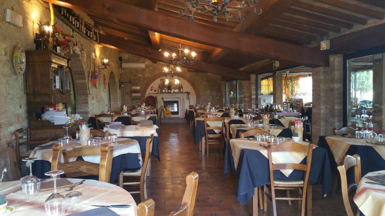 Casanova - Family Apartments Residence San Quirico d'Orcia Bagian luar foto
